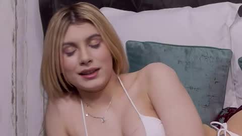 Snapshot of sweetanisia chatting on 6, 2, 2026 Anisia online show from 6, 2, 2026