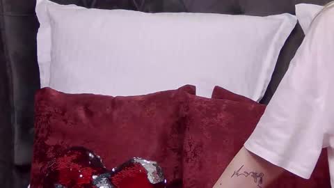 Snapshot of sweetanisia chatting on 11, 3, 2026 Anisia online show from 11, 3, 2026