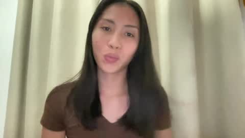 Snapshot of sweetasiancolleen chatting on 10, 7, 2026 colleen online show from 10, 7, 2026