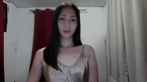 Snapshot of sweetasiancolleen chatting on 16, 7, 2026 colleen online show from 16, 7, 2026