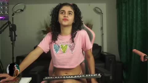 Salom independent model online show from 21, 2, 2025