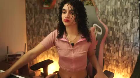 Snapshot of sweetbonii chatting on 11, 6, 2026 Salom independent model online show from 11, 6, 2026