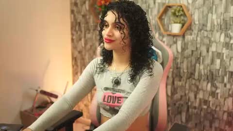 Salom independent model online show from 17, 7, 2026
