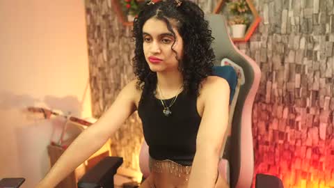Salom independent model online show from 23, 7, 2026