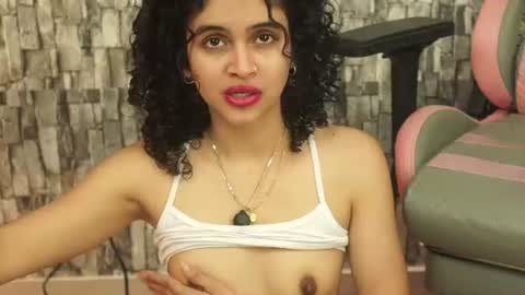 Salom independent model online show from 30, 7, 2026