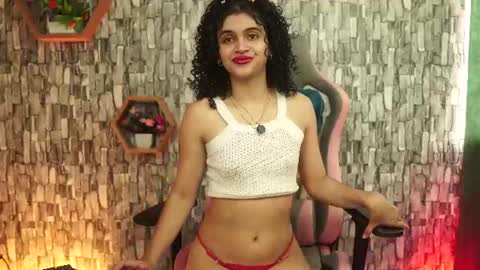 Salom independent model online show from 6, 8, 2026