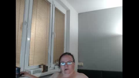 Snapshot of sweetboobs85h chatting on 24, 7, 2026 Sweetboobs85h online show from 24, 7, 2026