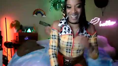 Snapshot of sweetcarimilla83 chatting on 8, 2, 2026 Jillian online show from 8, 2, 2026