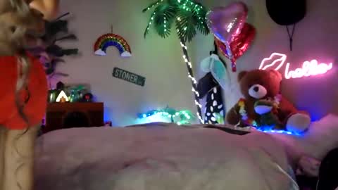 Snapshot of sweetcarimilla83 chatting on 25, 2, 2026 Jillian online show from 25, 2, 2026