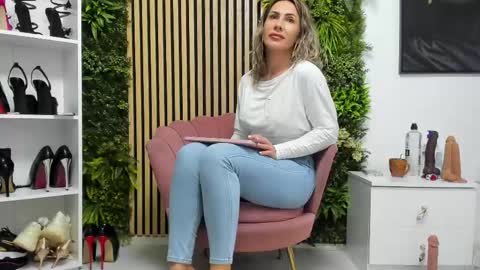 Cherry online show from 4, 6, 2026