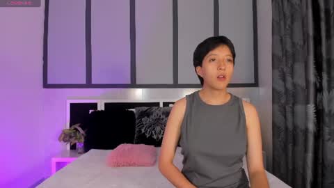 Eva Short hair girl  - Victoria Long red hair online show from 13, 7, 2026