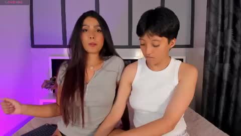 Eva Short hair girl  - Victoria Long red hair online show from 24, 7, 2026