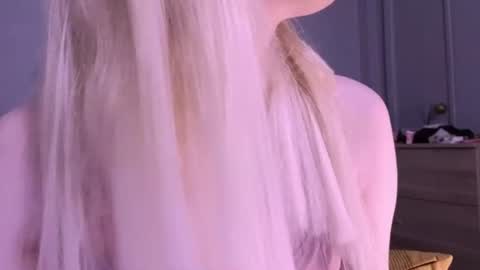 sweetcrystalll online show from 17, 7, 2026