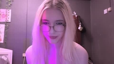 sweetcrystalll online show from 21, 7, 2026