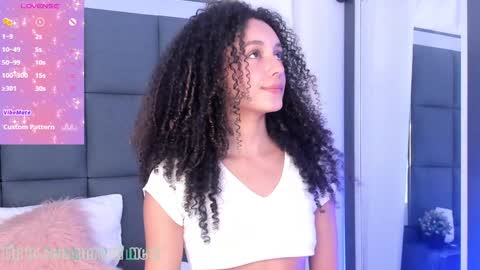 M I A online show from 14, 1, 2025