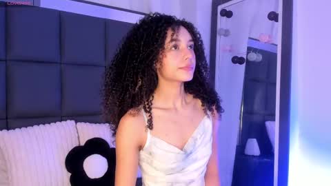 M I A online show from 25, 9, 2025