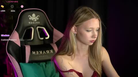 Lina online show from 6, 5, 2026