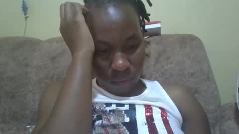 sweetdiva2012 online show from 15, 1, 2026