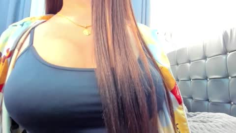 sweetest_one4 online show from 18, 12, 2025