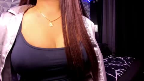 sweetest_one4 online show from 5, 5, 2026