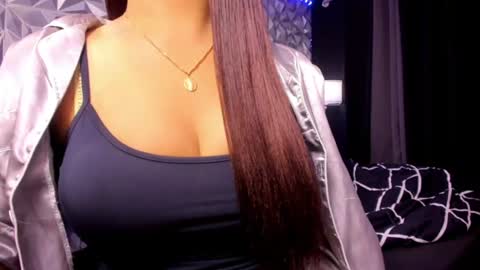 sweetest_one4 online show from 10, 6, 2026