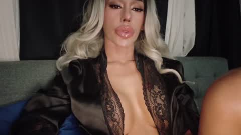 Snapshot of sweetestcandice08 chatting on 16, 7, 2026 CANDACE online show from 16, 7, 2026