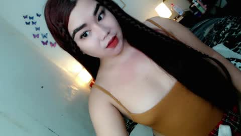 Snapshot of sweetgirl_mayxx chatting on 9, 7, 2026 May online show from 9, 7, 2026