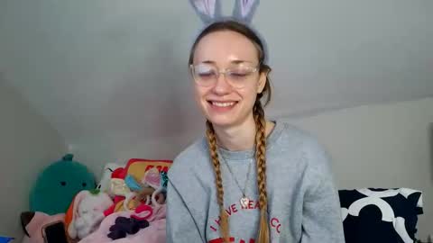 sweetgirlls online show from 8, 4, 2026