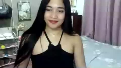 sweetgirly_jessa online show from 24, 7, 2026