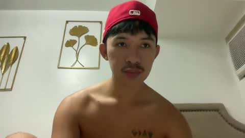 Snapshot of sweetguy102103 chatting on 23, 7, 2026 khrayan online show from 23, 7, 2026