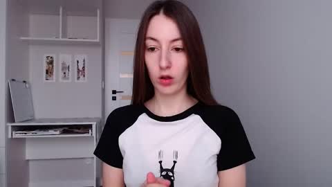 Emma  online show from 26, 11, 2025