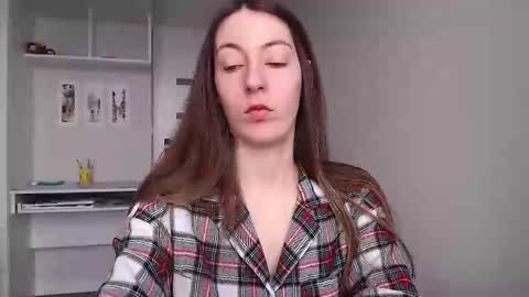 Emma  online show from 17, 3, 2026