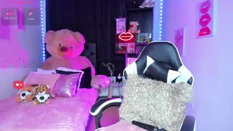   online show from 26, 6, 2026