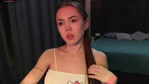 sweetieee_kira online show from 29, 4, 2026