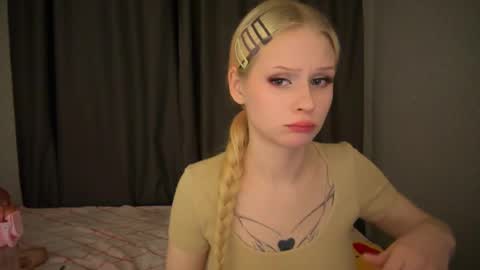 Snapshot of sweetielis chatting on 16, 1, 2025 sweetie Lisa3 online show from 16, 1, 2025