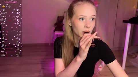 sweetie Lisa3 online show from 5, 2, 2026