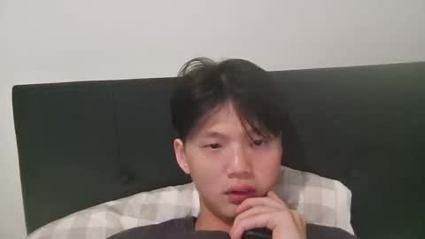 Snapshot of sweetiepuppy421 chatting on 16, 1, 2026 sweetiepuppy421 online show from 16, 1, 2026