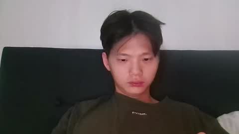 Snapshot of sweetiepuppy421 chatting on 1, 3, 2026 sweetiepuppy421 online show from 1, 3, 2026