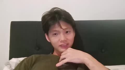 Snapshot of sweetiepuppy421 chatting on 10, 3, 2026 sweetiepuppy421 online show from 10, 3, 2026