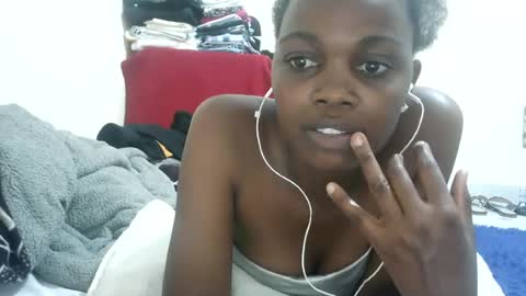 sweetkittey online show from 17, 6, 2026