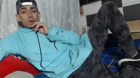 Snapshot of sweetlatinakim chatting on 8, 1, 2025 Camilo online show from 8, 1, 2025