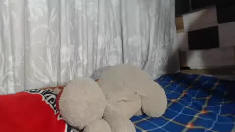 Snapshot of sweetlatinakim chatting on 16, 1, 2025 Camilo online show from 16, 1, 2025