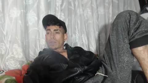 Snapshot of sweetlatinakim chatting on 28, 2, 2025 Camilo online show from 28, 2, 2025