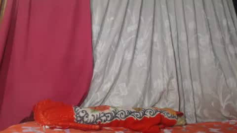 Snapshot of sweetlatinakim chatting on 2, 3, 2025 Camilo online show from 2, 3, 2025