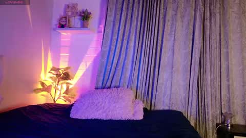 Letty la traga semen lol online show from 3, 5, 2026
