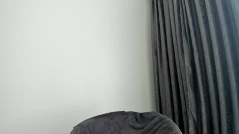 Snapshot of sweetlipsy chatting on 8, 8, 2026 sweetlipsy online show from 8, 8, 2026