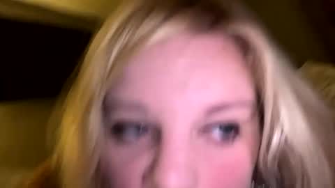 Lisa  online show from 20, 10, 2025