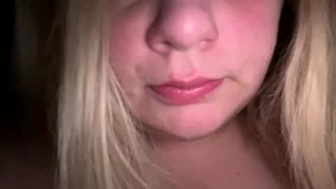 Lisa  online show from 13, 2, 2026