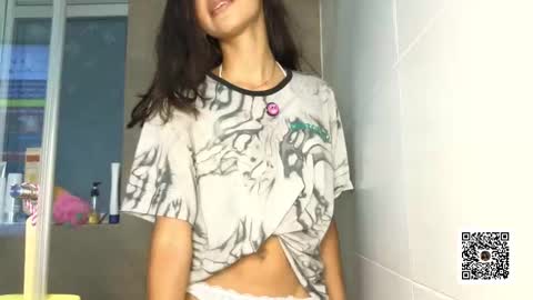 Snapshot of sweetlittlevenus chatting on 11, 9, 2025 Venus online show from 11, 9, 2025