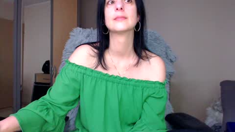 JenJenny online show from 30, 1, 2025